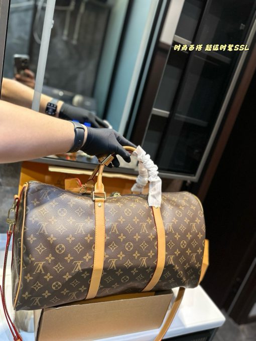 New Lv travel bags - Image 6