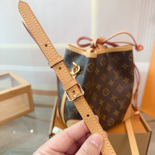LV shumai bag noepurse - Image 9