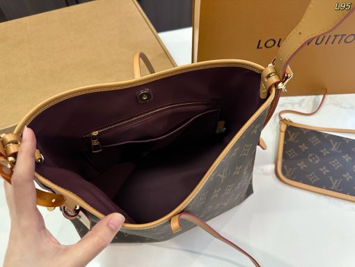 LV carryall - Image 10