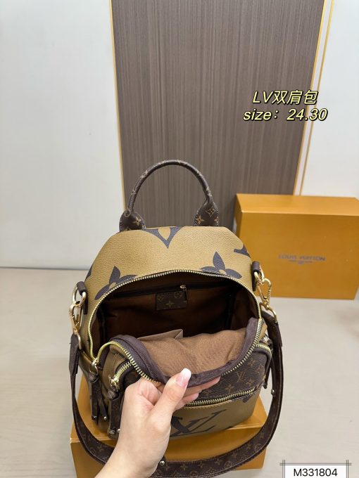 Lv's best-selling backpacks - Image 10