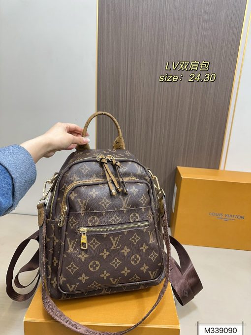 Lv's best-selling backpacks - Image 6