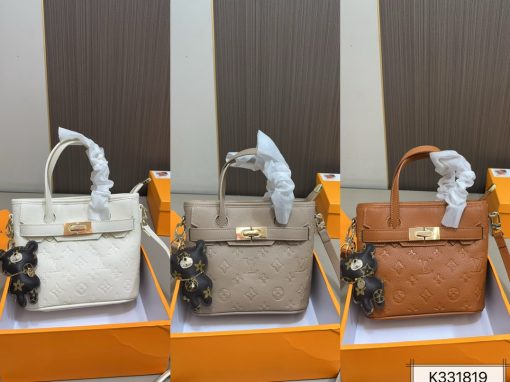 Lv handbag - Image 5