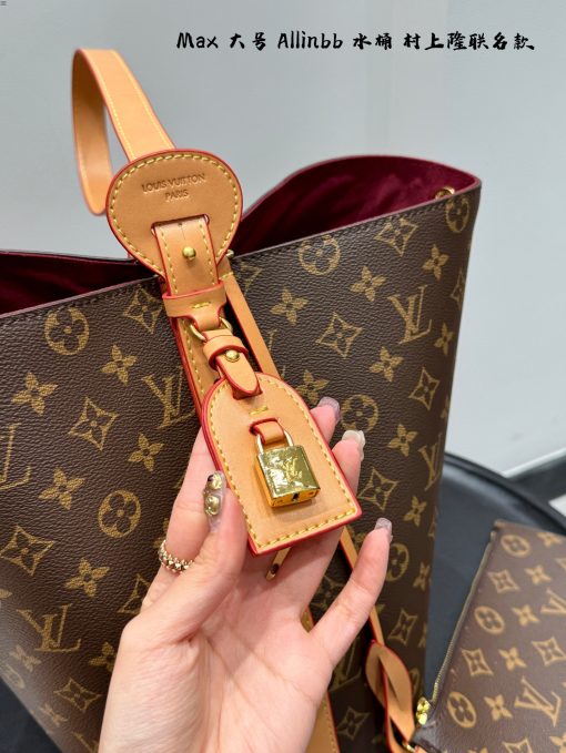 Lv max bucket bag - Image 6