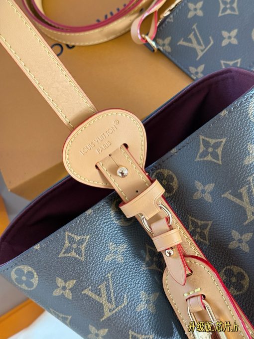 LV bucket bag - Image 9