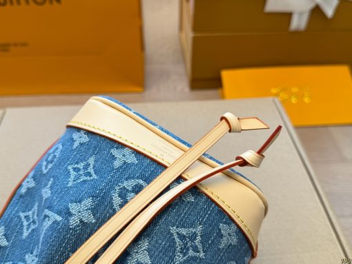 LV small lucky bag - Image 6