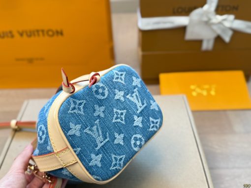 LV small lucky bag - Image 7