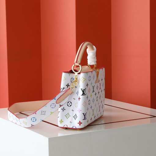 LV wrist cover crossbody bag - Image 4