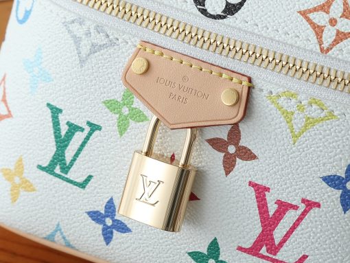 LV engraved pattern padlock - Image 5