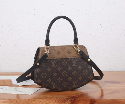 LV handbag - Image 4
