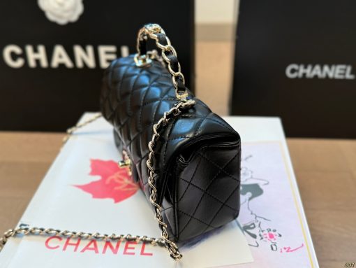 CHANEL classic diamond-shaped bag - Image 3