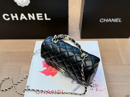 CHANEL classic diamond-shaped bag - Image 5