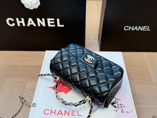 CHANEL classic diamond-shaped bag - Image 8