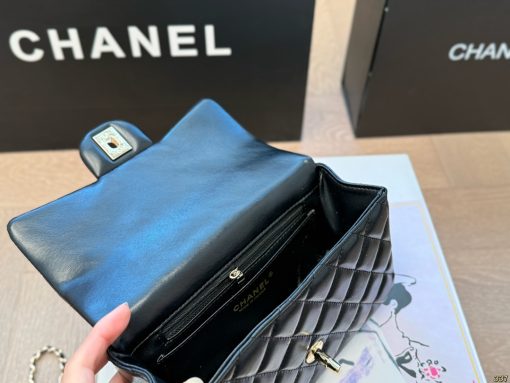CHANEL classic diamond-shaped bag - Image 10