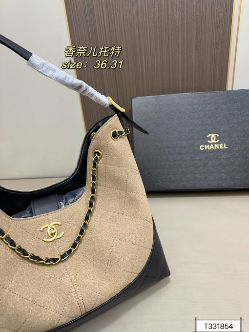 Chanel Tote - Image 7
