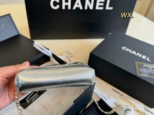 CHANEL red envelope - Image 7