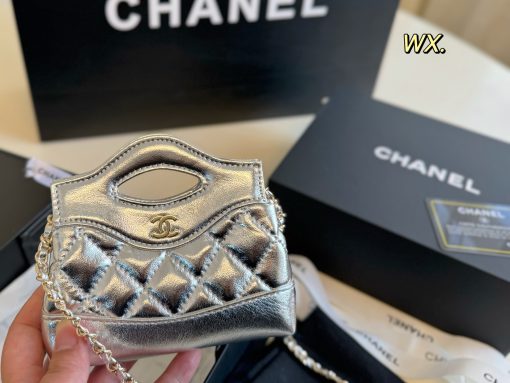 CHANEL red envelope - Image 8