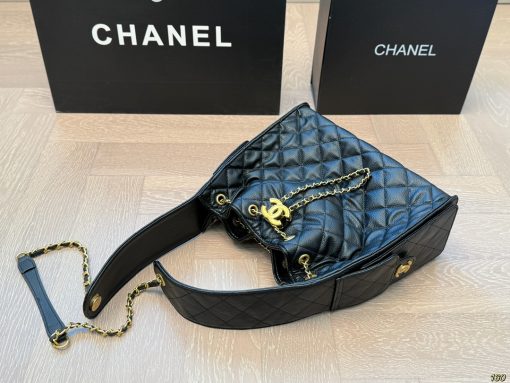 CHANEL hippie underarm bag - Image 8
