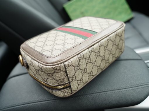 Gucci single-shoulder backpack - Image 8