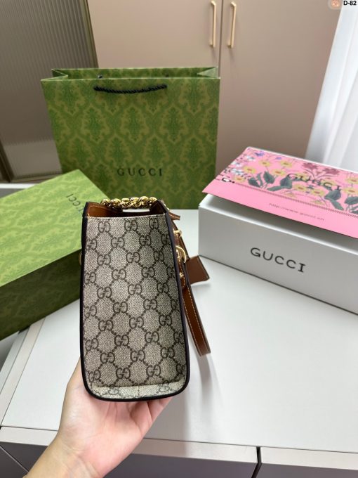 GUCCI chain shoulder bag - Image 3