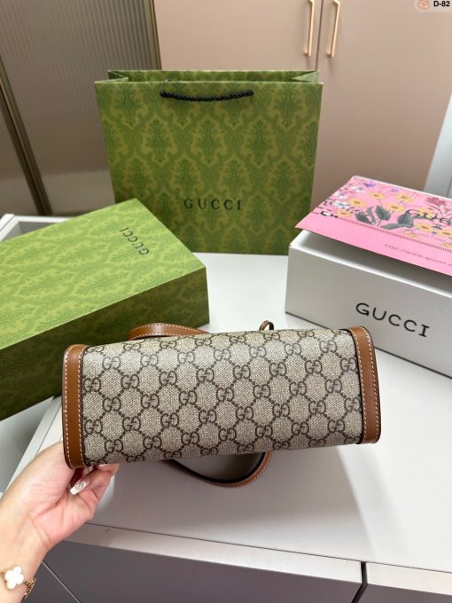 GUCCI chain shoulder bag - Image 4