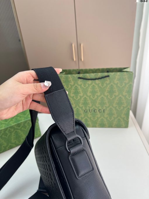 GUCCI messenger bag - Image 7