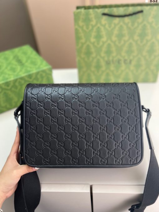 GUCCI messenger bag - Image 8