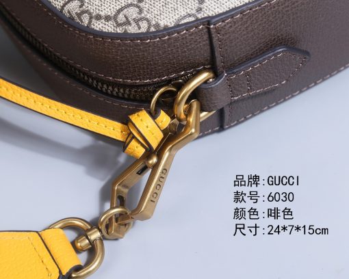 Gucci Tiger-head camera bag - Image 8