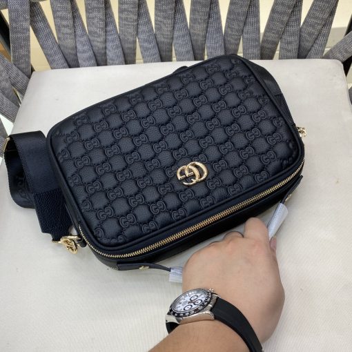 GUCCI printed embossed messenger bag - Image 5
