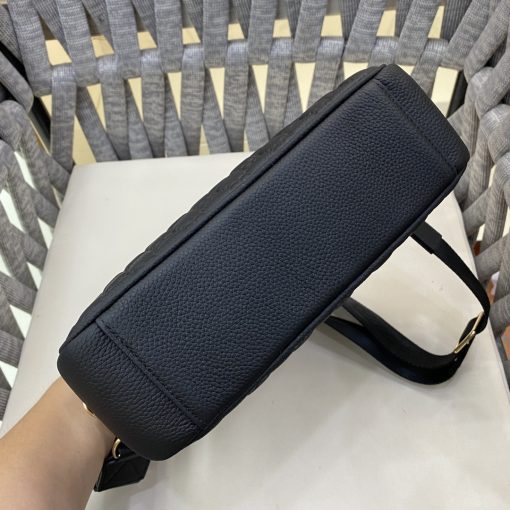 GUCCI printed embossed messenger bag - Image 7