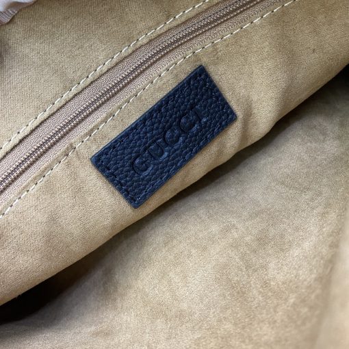 GUCCI printed embossed messenger bag - Image 9