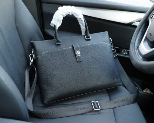 Gucci crossbody handbag - Image 4