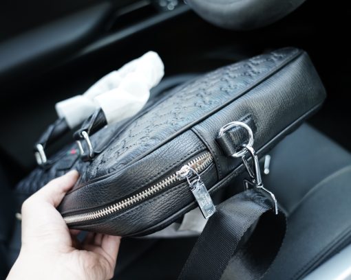 Gucci crossbody and hand-held - Image 6