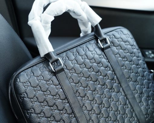 Gucci crossbody and hand-held - Image 9