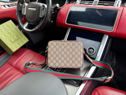 GUCCI messenger bag