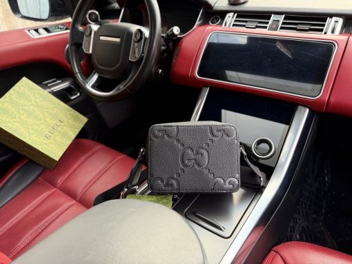 GUCCI messenger bag - Image 3