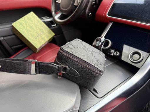 GUCCI messenger bag - Image 8