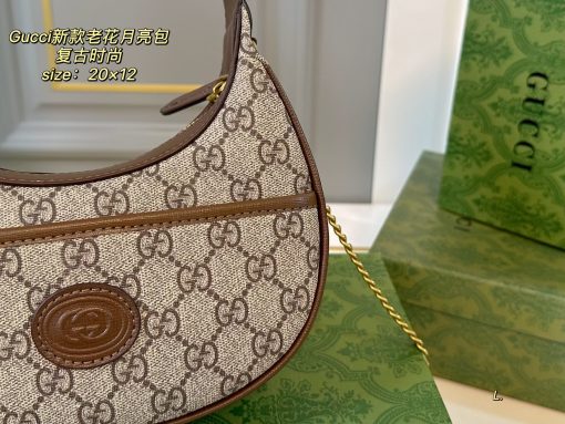 Gucci Monogram Moon bag - Image 6