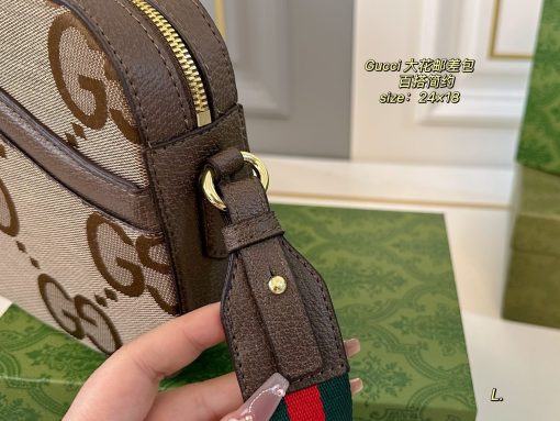 Gucci monogram camera bag - Image 7