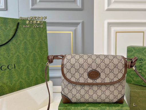 Gucci monogram bag