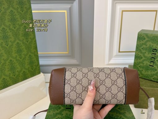 Gucci monogram bag - Image 4