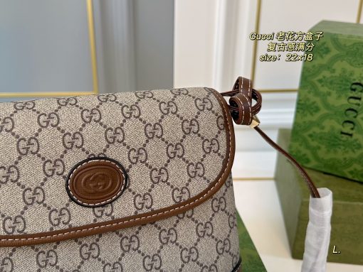 Gucci monogram bag - Image 5