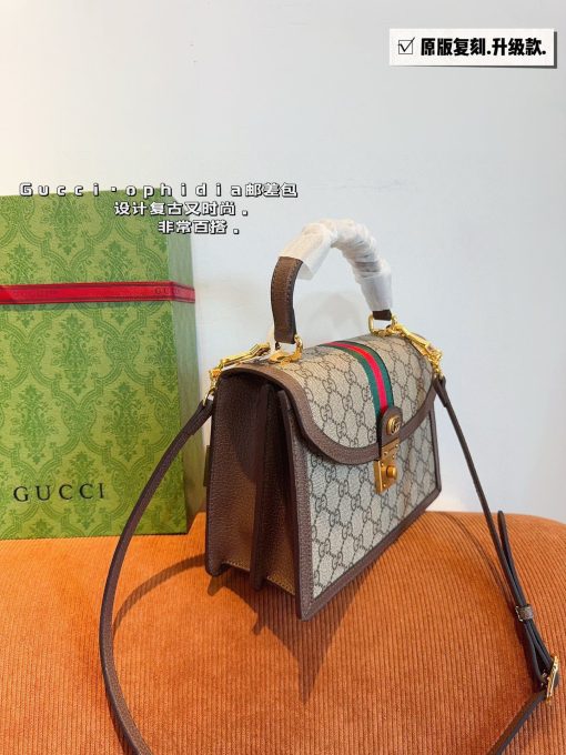 Gucci handbag - Image 4