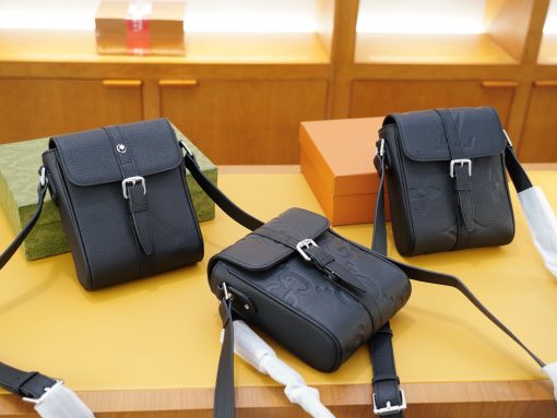 Gucci shoulder bag