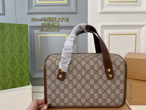 Gucci box bag - Image 8