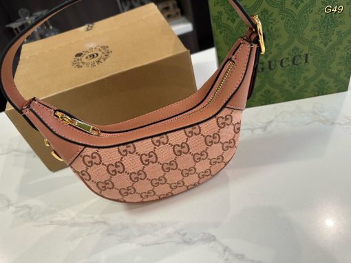 GUCCI handbag underarm bag - Image 3