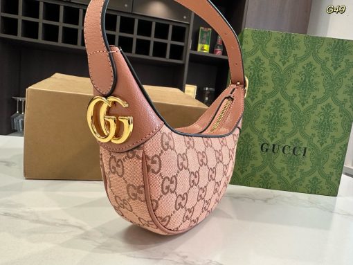 GUCCI handbag underarm bag - Image 5