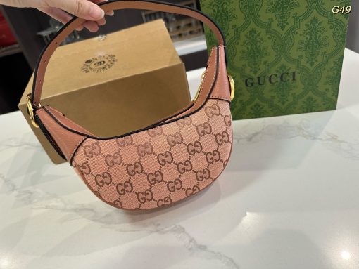 GUCCI handbag underarm bag - Image 8