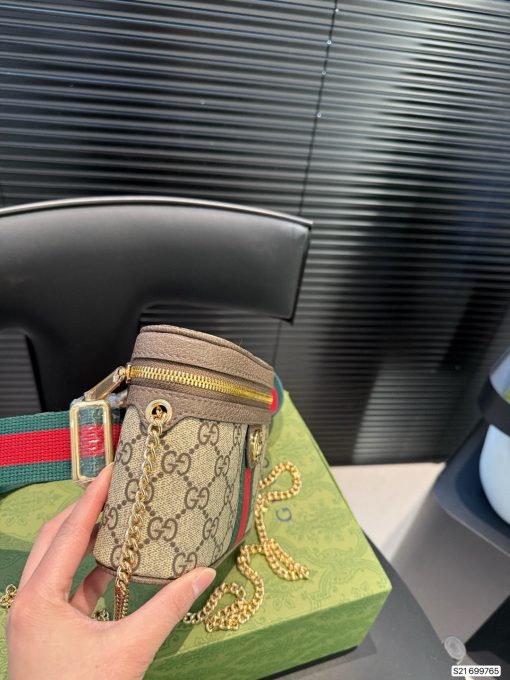 Classic Gucci Waist Bag - Image 5