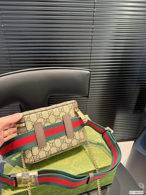 Classic Gucci Waist Bag - Image 7