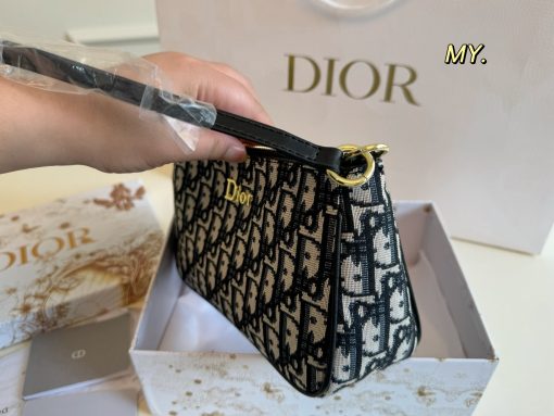 Dior underarm mahjong bag - Image 9